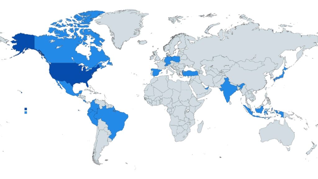 アジアの台頭を示すIB認定校数の国別比較棒グラフ。インド(176校)と中国(164校)が、イギリス(89校)を上回っていることを視覚的に示している。日本の校数も併記。